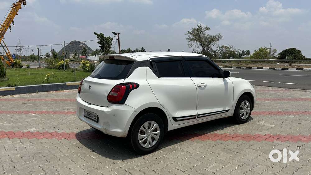 Maruti Suzuki Swift Vxi Optional, 2022, Petrol