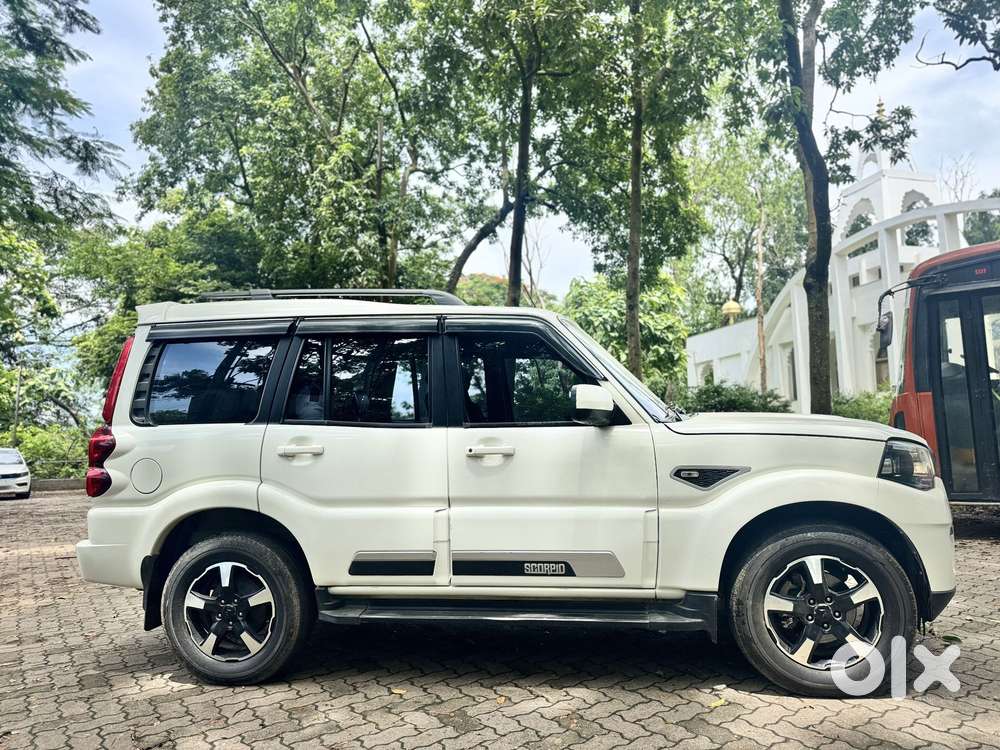 Mahindra Scorpio Classic 2.2 S 11 Mt 7 Str, 2023, Diesel