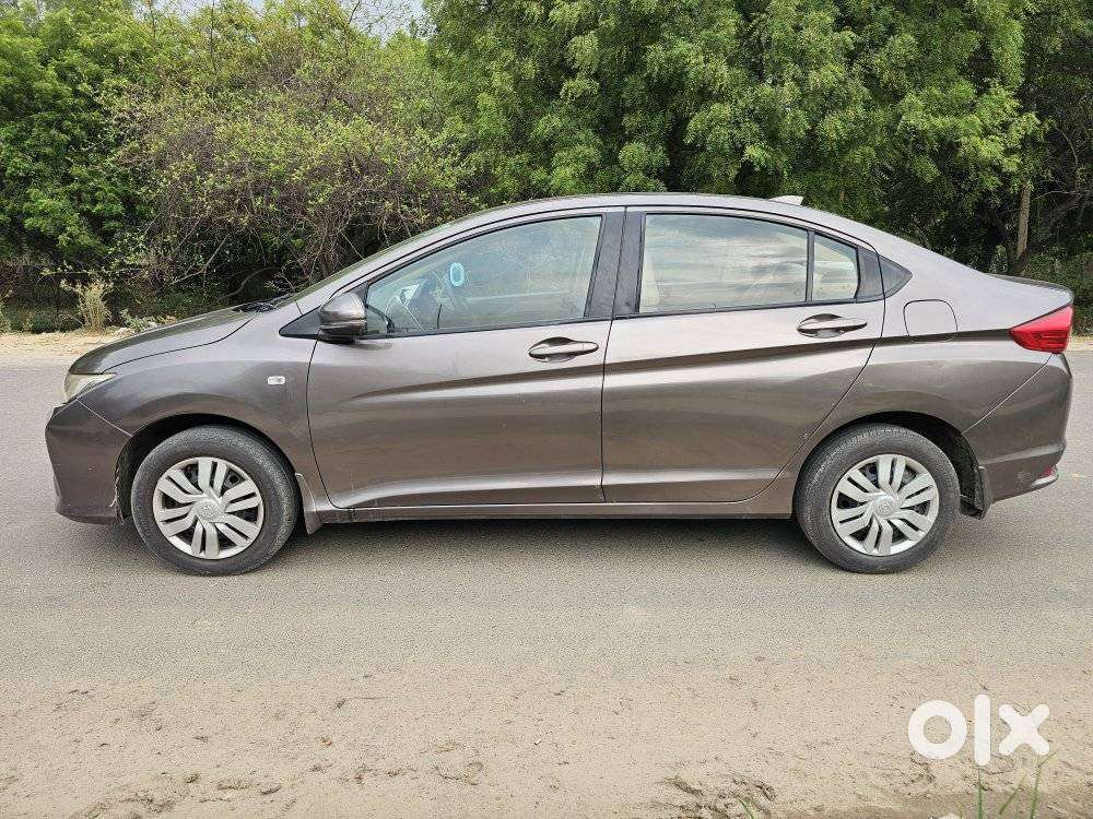 Honda City I-vtec Sv, 2017, Petrol