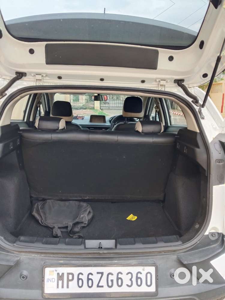 Tata Nexon 1.5 Revotorq Xz Plus Dual Tone, 2025, Diesel