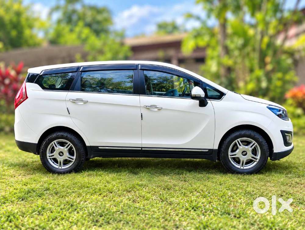 Mahindra Marazzo M6 8str, 2020, Diesel