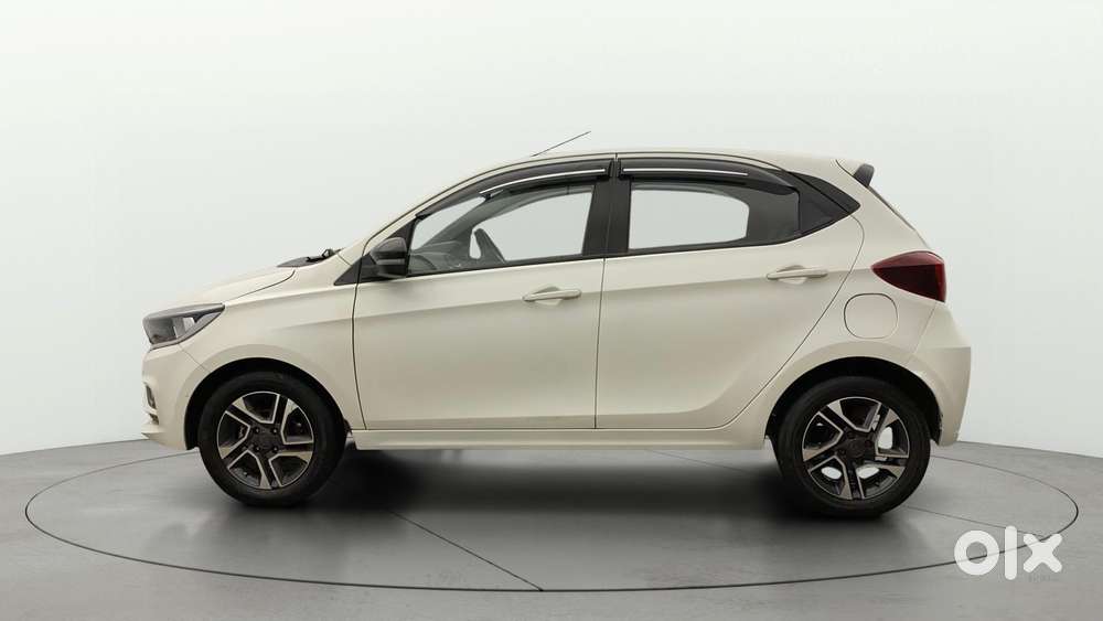 Tata Tiago Xza Plus, 2021, Petrol