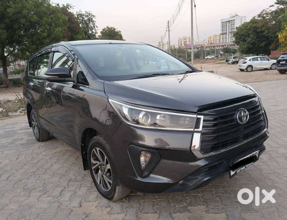 Toyota Innova Crysta [2020-ongoing] 2.4 Vx 8 Str, 2021, Diesel
