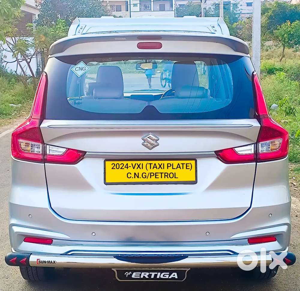 Well Maintained, Brand New Maruti Suzuki-ertiga -vxi(o) C.n.g/petrol