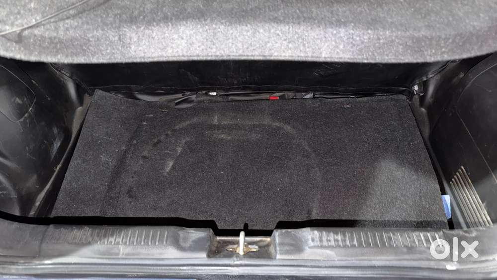 Maruti Suzuki Swift Amt Vxi, 2019, Petrol