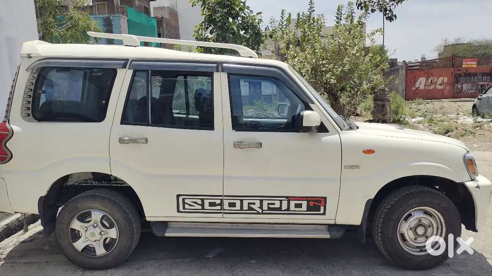 Mahindra Scorpio Classic 2012 Diesel Well Maintained