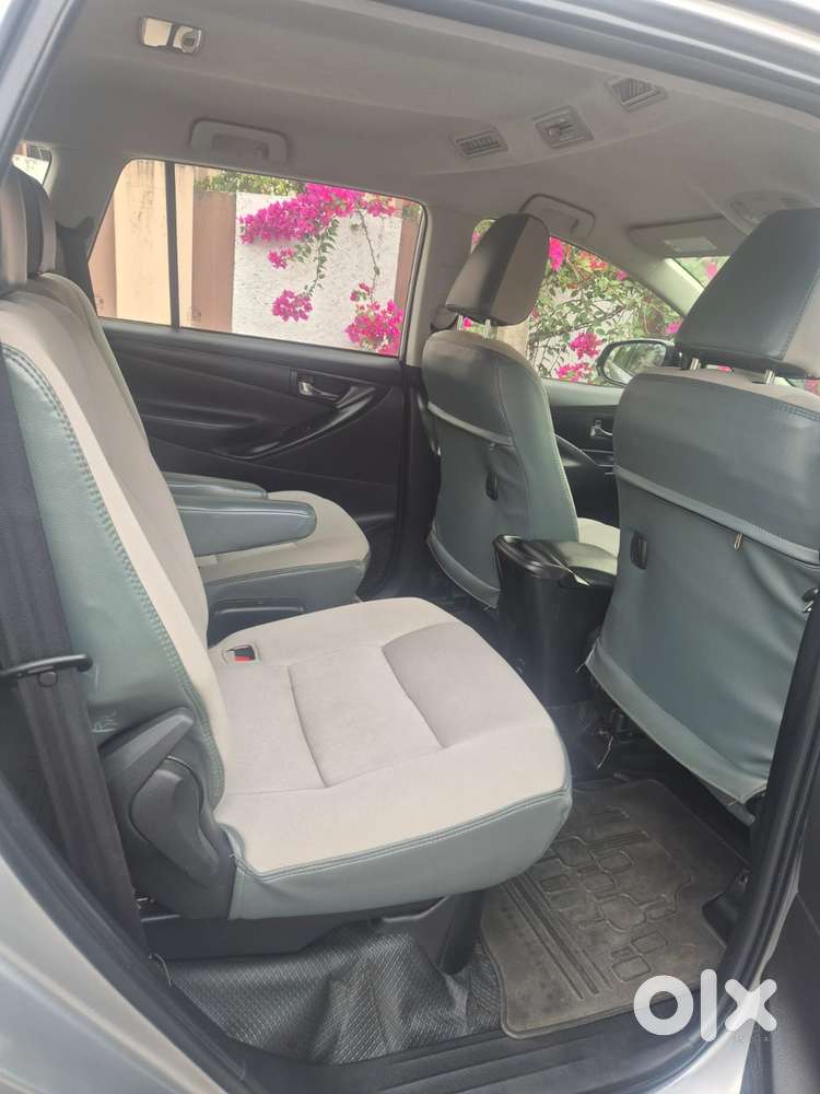 Toyota Innova Crysta 2.4 G Mt, 2016, Diesel