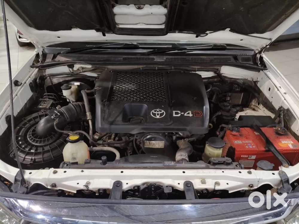 Toyota Fortuner, 2011, Diesel