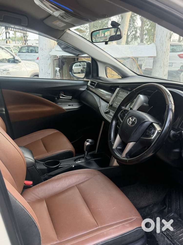 Toyota Innova Crysta [2020-ongoing] 2.4 Zx At 7 Str, 2021, Diesel