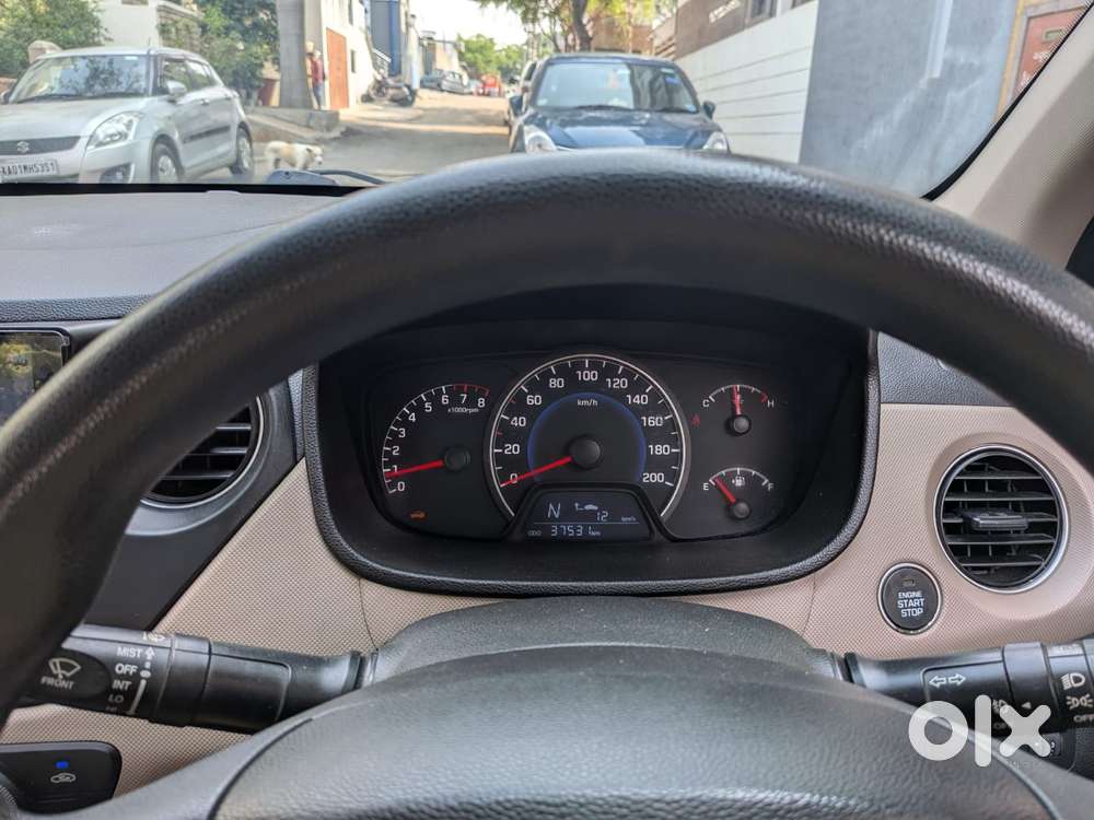 Hyundai Grand I10 2013-2016 At Sportz, 2014, Petrol