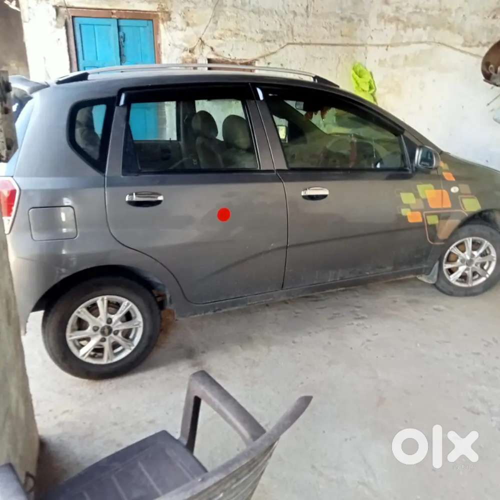 Chevrolet Sail U-va 2011 Petrol 80000 Km Driven