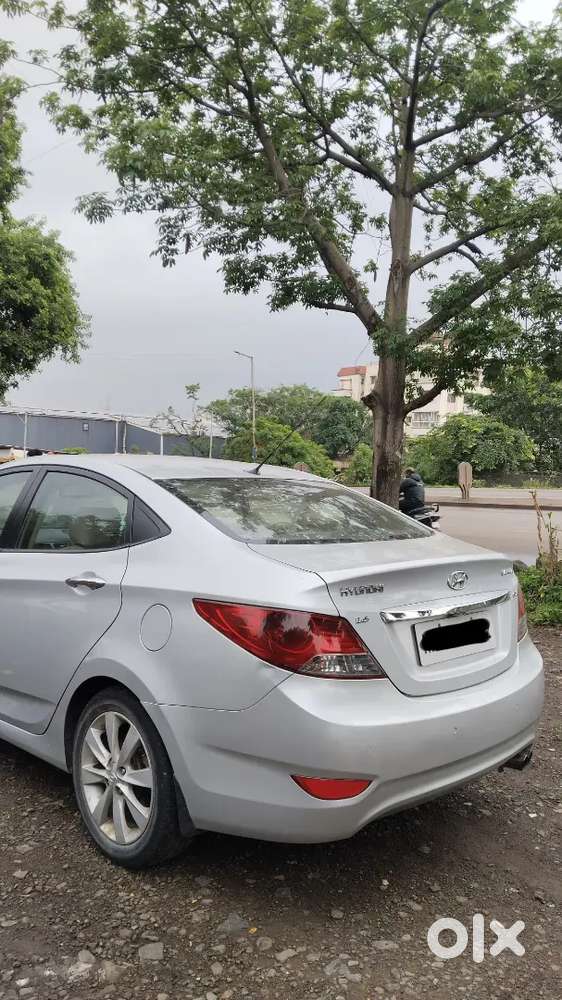 Hyundai Fluidic Verna 2012