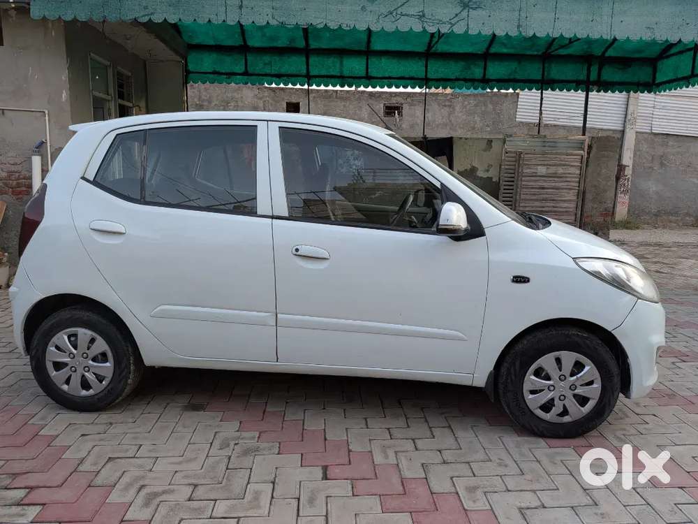 Hyundai I10 Sportz 2011