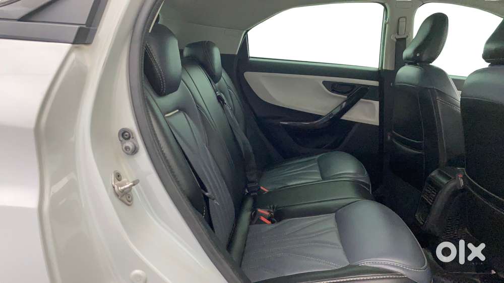 Tata Nexon Pure (s) 1.2 Petrol 6amt, 2023, Cng & Hybrids