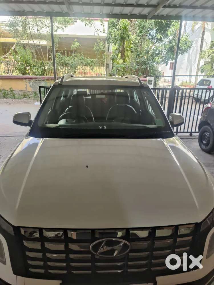 Hyundai Venue 2023 Petrol 25000 Km Driven New