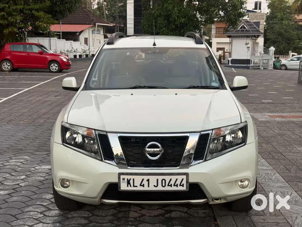 Nissan Terrano 2014 Diesel 102000 Km Driven