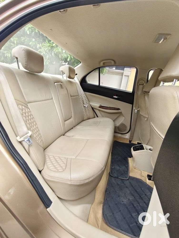 Maruti Suzuki Swift Dzire ZXI + AMT, 2019, Petrol