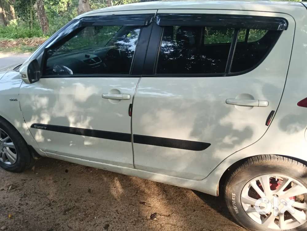 Maruti Suzuki Swift 2015