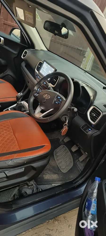 Hyundai Venue 2020 Diesel 65000 Km Driven