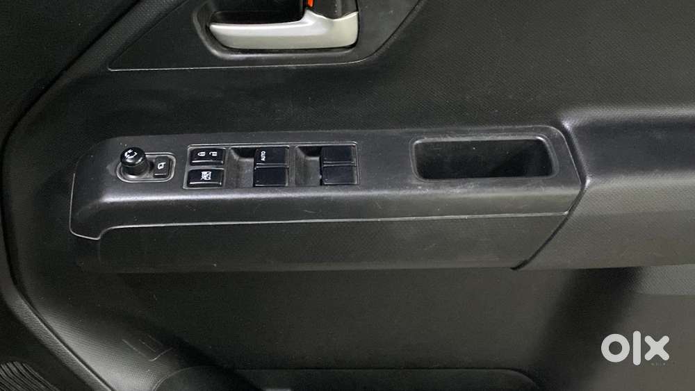 Maruti Suzuki Wagon R Zxi Amt 1.2, 2019, Petrol