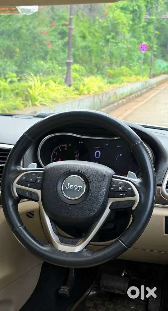 Jeep Grand Cherokee Limited (o) 4x4 At, 2017, Diesel