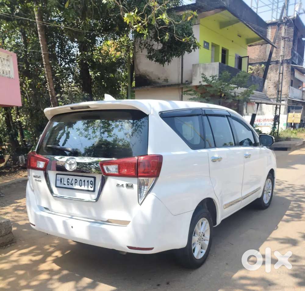 Toyota Innova Crysta Diesel 2017