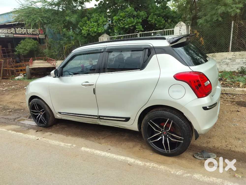 Maruti Suzuki Swift Vxi 2019