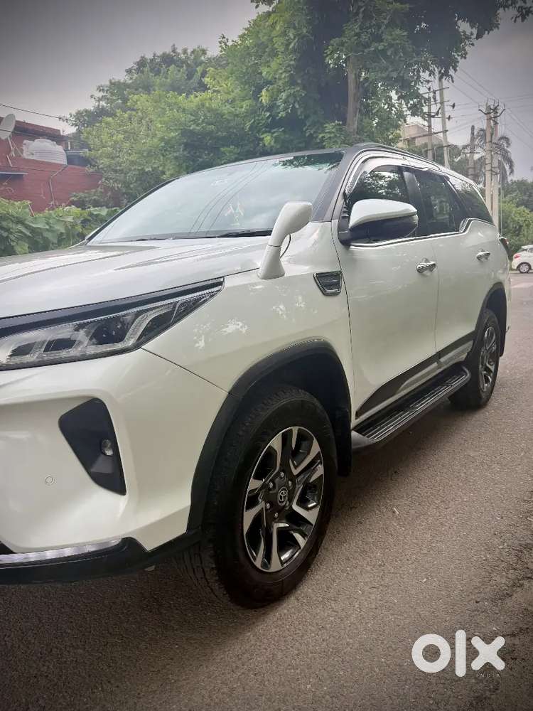 Toyota Fortuner Legender 2023 Diesel