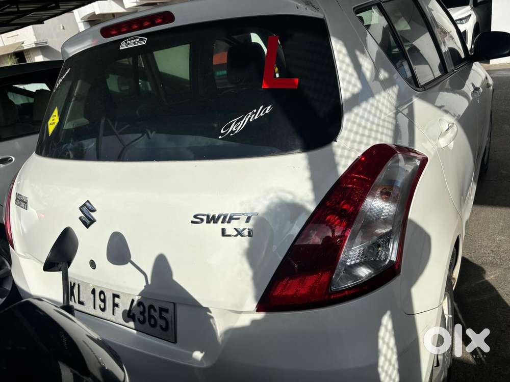 Maruti Swift Petrol Lxi (o) 2015