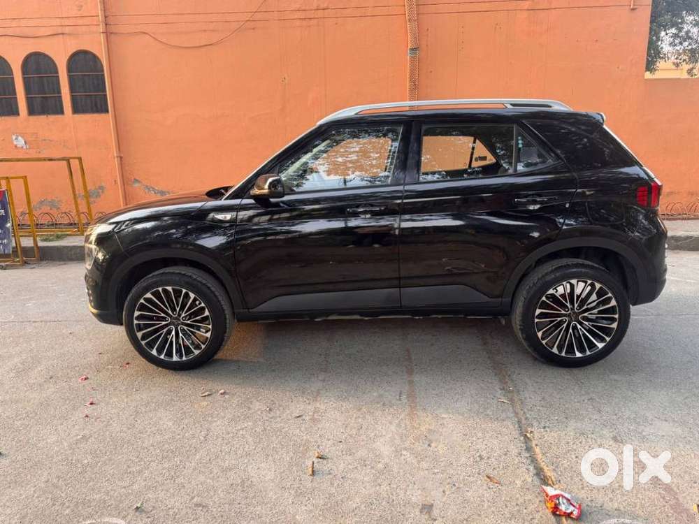 Hyundai Venue S 1.2 Petrol, 2024, Petrol