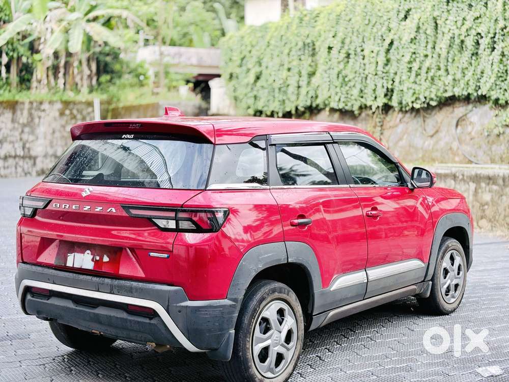 Maruti Suzuki Brezza 1.5 Lxi Smart Hybrid, 2022, Petrol