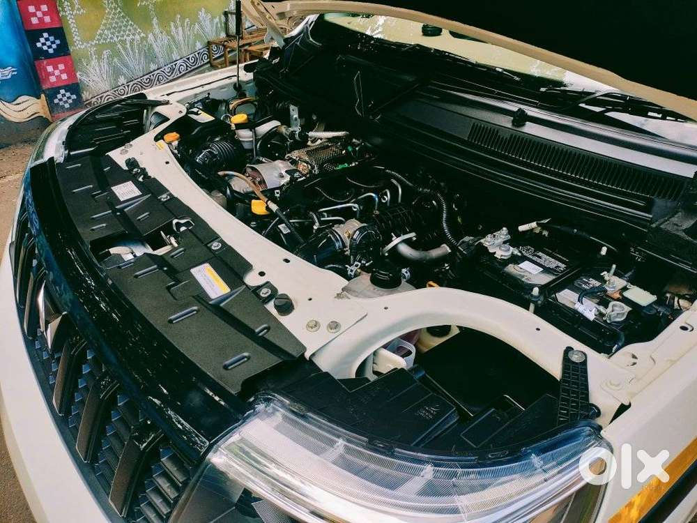 Mahindra Tuv 300 Plus P4, 2024, Diesel