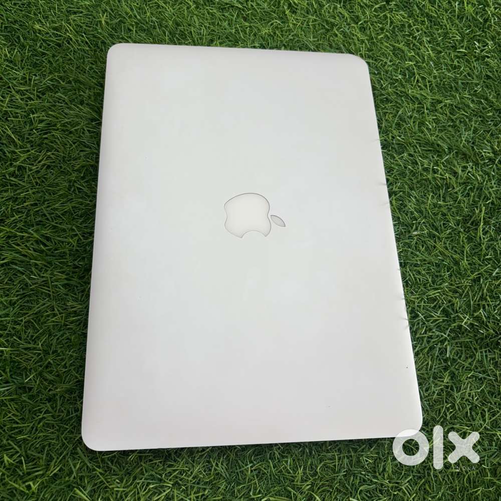 MacBook本体 MacBook Air (13-inch, Early 2015) Apple 13-inch MacBook Air (early 2015) review