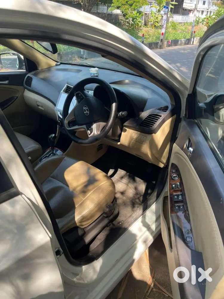 White Hyundai Verna For Sale  Good Condition