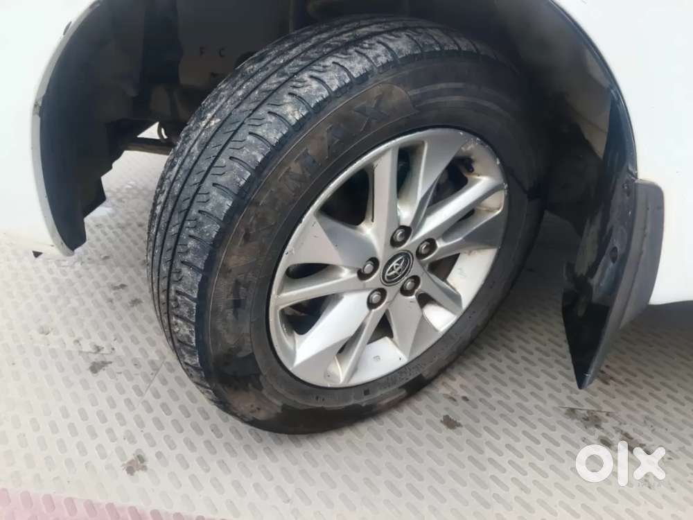 Toyota Innova Crysta 2.4 V 7 Str, 2017, Diesel