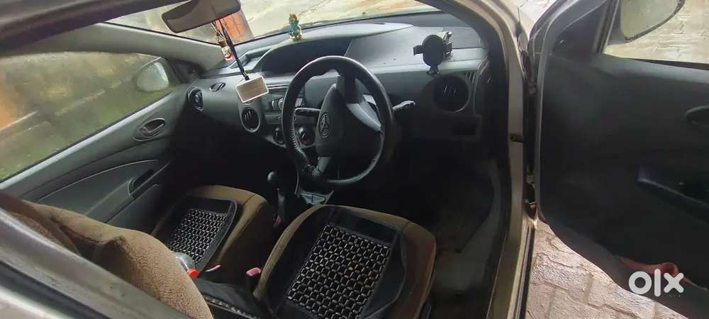 Toyota Etios Liva 2013 Edition Petrol