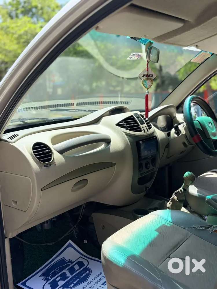 Mahindra Quanto 1.5 2012