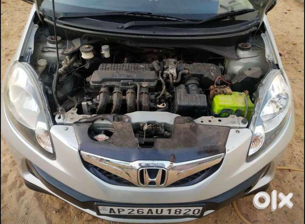 Honda Brio Petrol 2013
