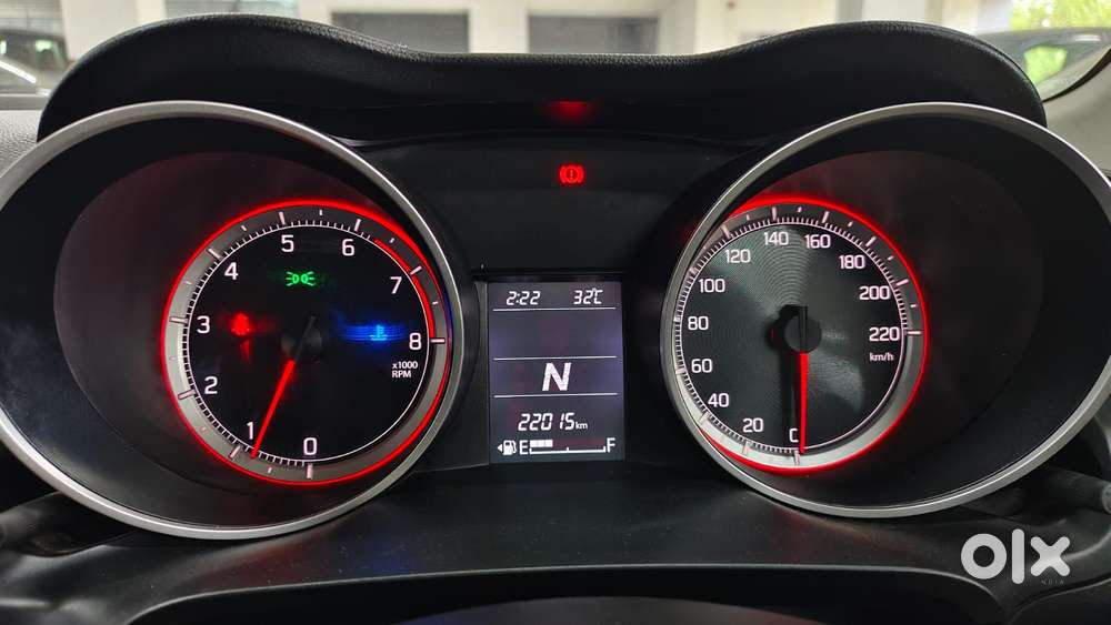 Maruti Suzuki Swift Amt Vvt Zxi, 2023, Petrol