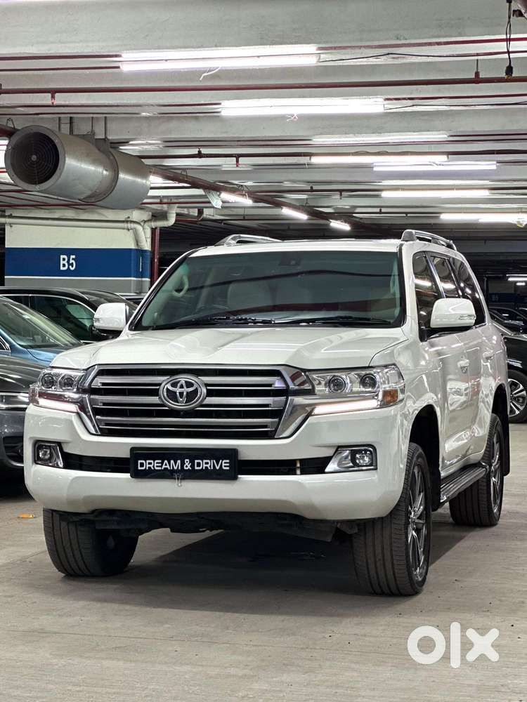 Toyota Land Cruiser [ ] 4.5 Vx Lc 200, 2017, Diesel