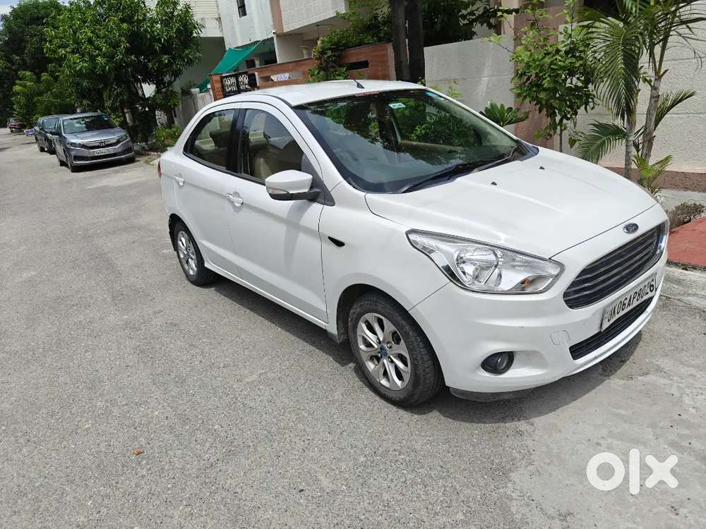 Ford Aspire Titanium 2017