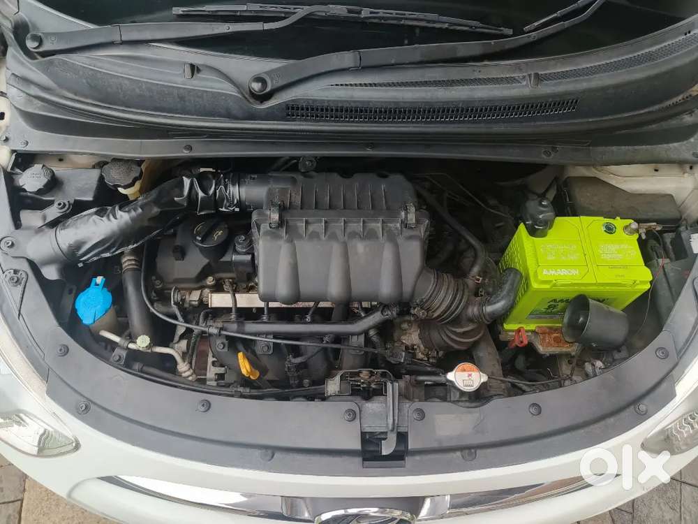 Hyundai I10 Sportz 2013 Automatic