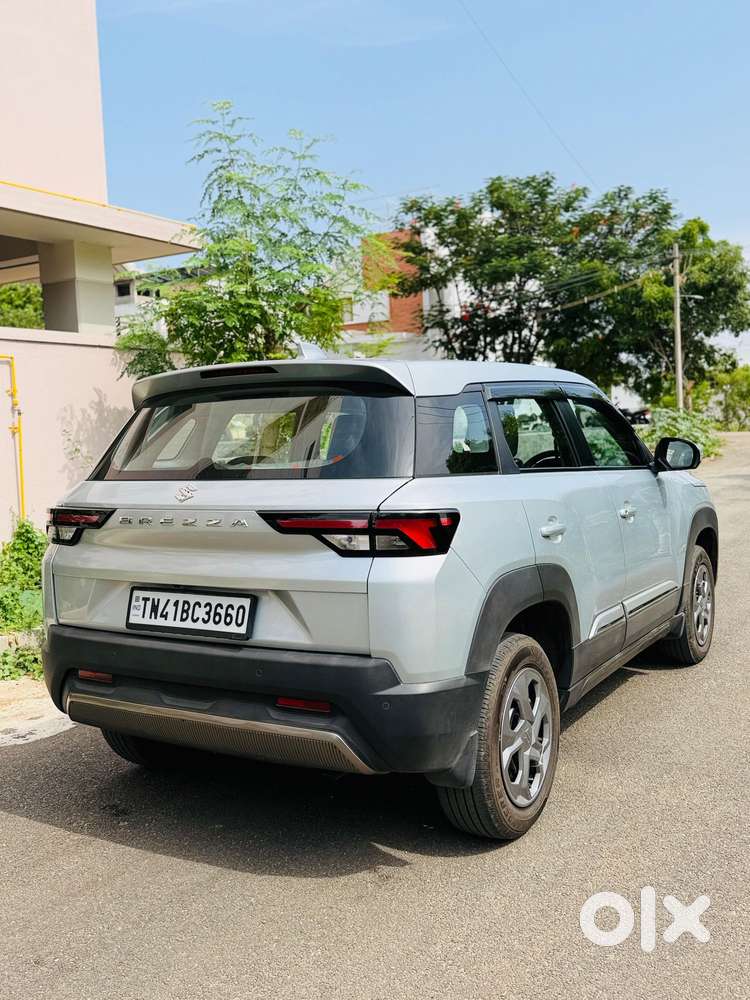 Maruti Suzuki Brezza 1.5 Vxi Smart Hybrid, 2023, Petrol