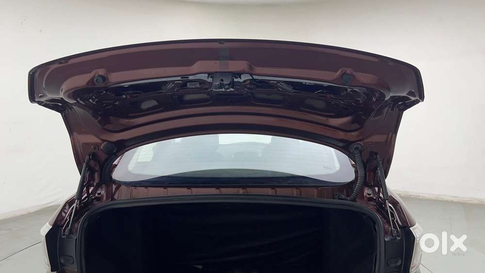 Tata Tigor Xza Plus, 2022, Petrol