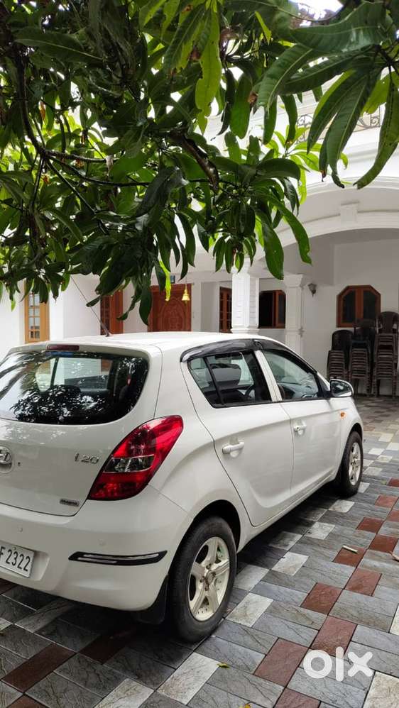 Less Km Drive I20 Diseal Full Cover Insurance
