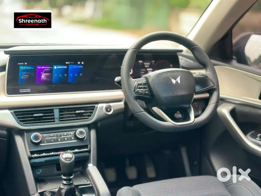 Mahindra Xuv700 2.2 Ax 5 Diesel Mt 7 Str, 2025, Diesel