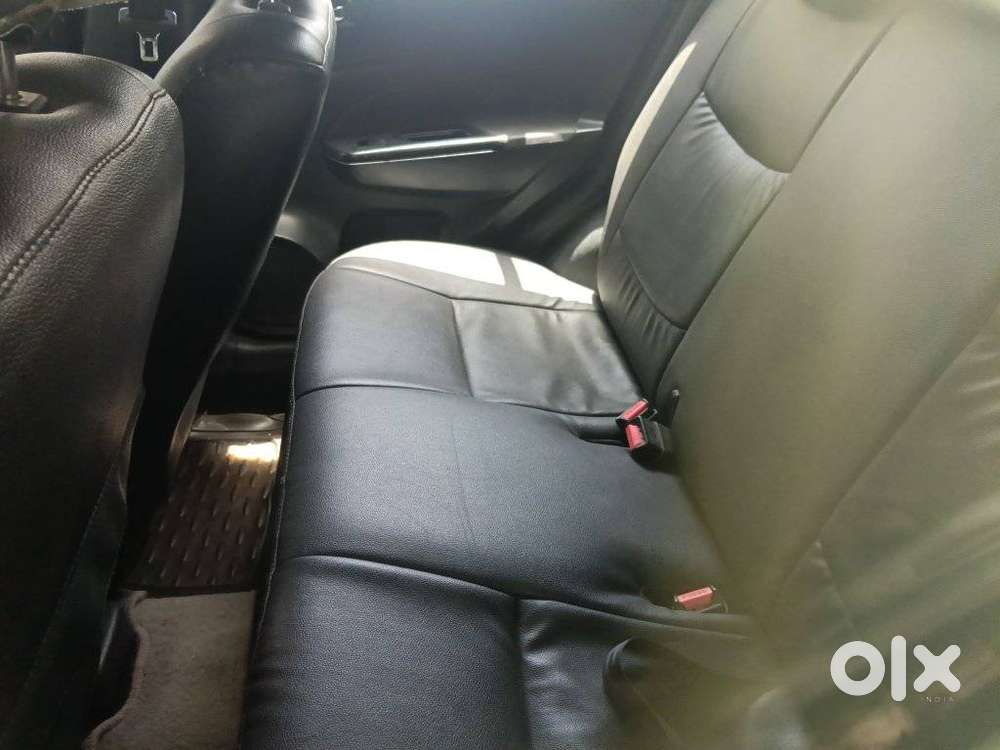 Maruti Suzuki Swift Zxi, 2012, Petrol