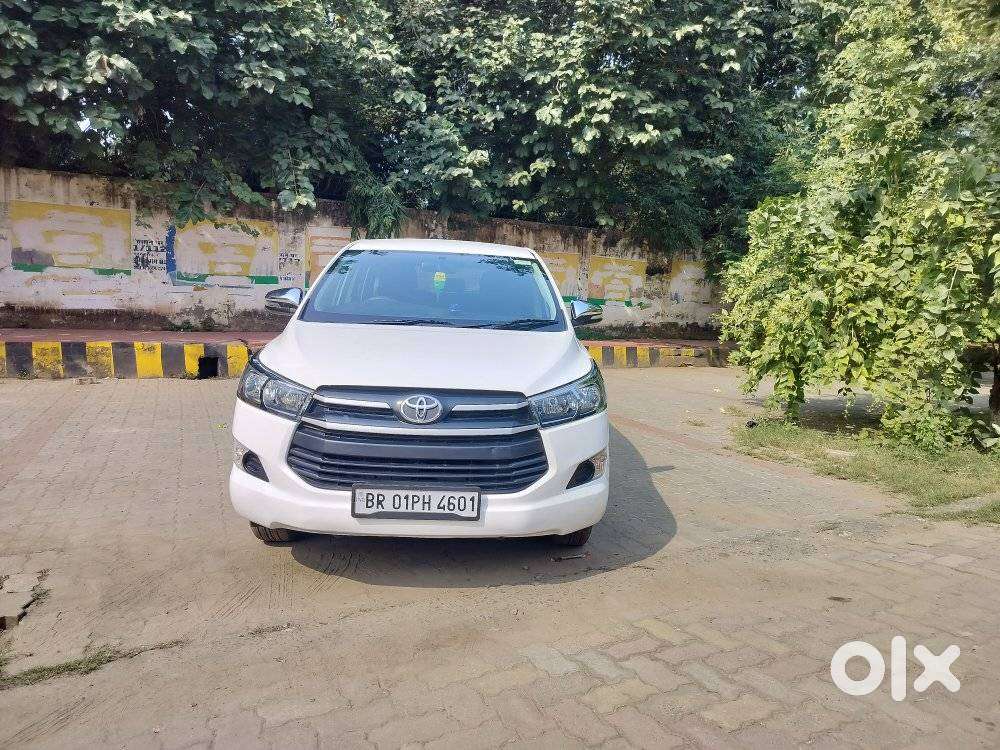 Toyota Innova Crysta 2.4 V, 2017, Diesel