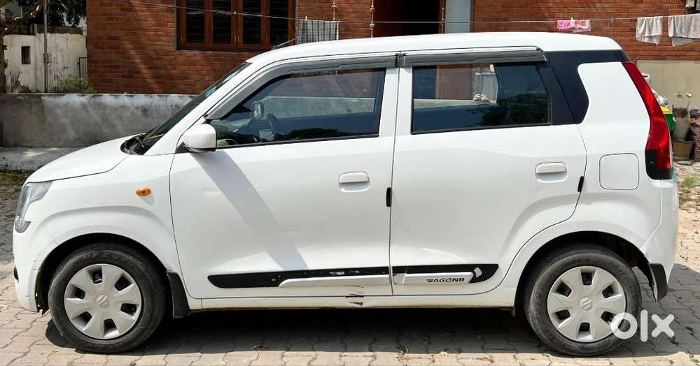 Maruti Suzuki Wagon R Vxi 1.0 Cng, 2023, Cng & Hybrids