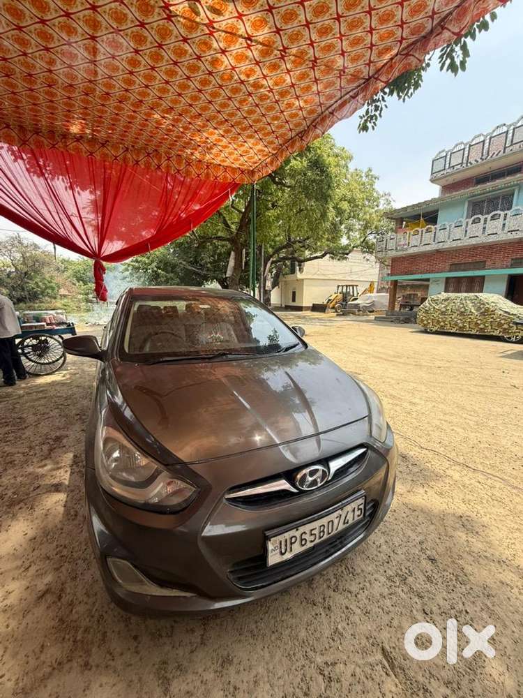 Hyundai Verna 2012 90000 Km Driven